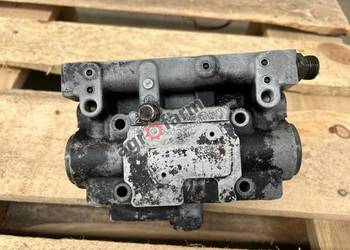 Obudowa Case Farmall 105, Luxxum 100.