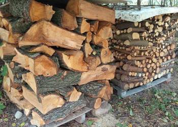 Drewno opałowe połupane suche