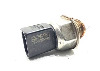 CZUJNIK CIŚNIENIA PALIWA AUDI Q8 04L906054F 3.0 286KM MANOMETR