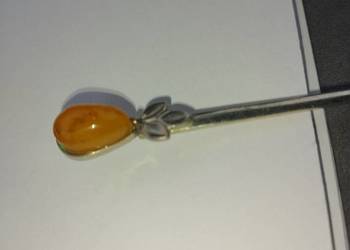 bardzo stara łyżeczka z bursztynem