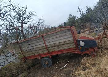 Sprzedam przyczepę samozbierającą