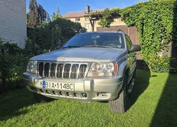 Jeep Grand Cherokee Loredo