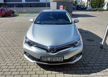 Toyota Auris 1.3 2015 rok