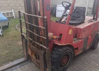 Bułgar Wozek Widłowy Sprowadzony Waga 5T DIESEL