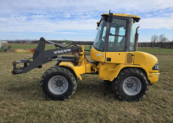 Ładowarka kołowa VOLVO L35, 4x4 ( 6 t)