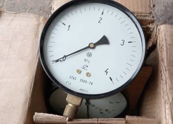 Manometr ciśnieniomierze nowe PRL