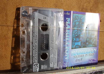 + ROCK ,kaseta  ; MARILLION--HOLIDAYS IN EDEN .