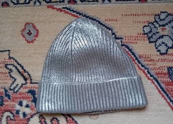 czapeczka srebrna