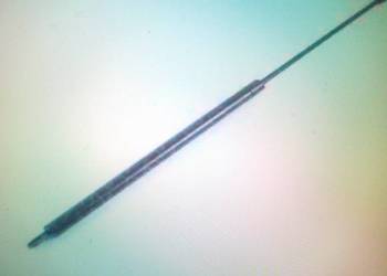 AMORTYZATOR POKRYWY BAGAŻNIKA VOLVO 440+460 MAGNETI