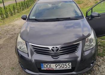Sprzeda Toyota Avensis
