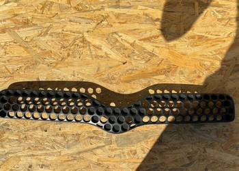 ATRAPA CHŁODNICY PRZOD GRILL GRIL KRATKA TOYOTA YARIS I 1 53101-52030