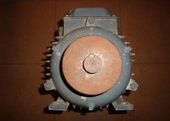 silnik elektryczny 4kw. 380 V trójfazowy