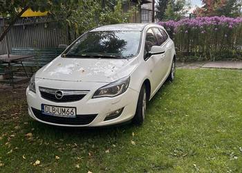 Opel Astra J