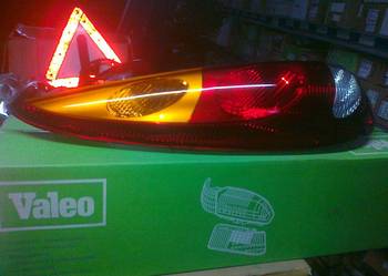 NISSAN ALMERA TINO 2000/2003 LAMPA TYŁ PR NOWA VALEO 87951