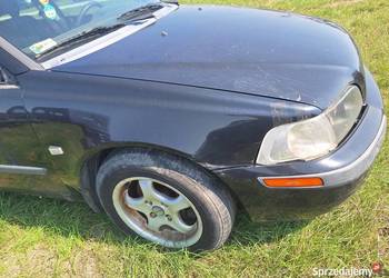 Błotnik Prawy Przedni Volvo V40