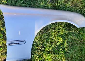 błotnik prawy przód mercedes c w203 lak. 744
