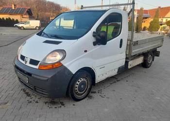 Renault Trafic skrzyniowy 2004r
