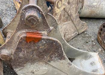 Łyżka strickland  30 cm z lemieszem JCB 3CX JCB 4CX JCB 8080 JCB 86C-1