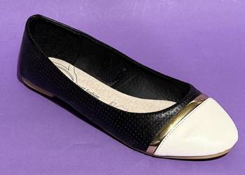 Czarne baleriny z białym czubkiem skórzana wkładka rozmiar 37 (JT0101)