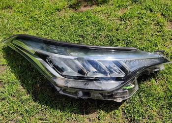 TOYOTA CHR C-HR LIFT FULL LED LAMPA PRZEDNIA PRZÓD PRAWA