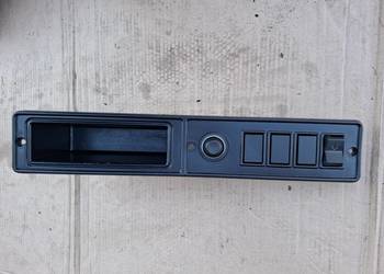 Panel deski rozdzielczej radia schowek  Fiat 126p Maluch ST stary typ