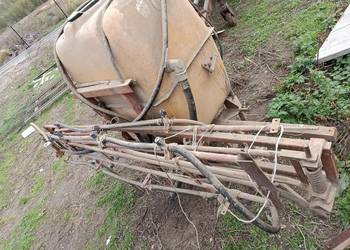 Opryskiwacz zawieszany