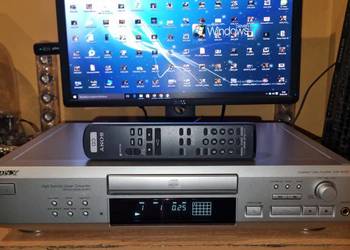 Odtwarzacz CD Sony CDP-XE520 CD-Text pilot Top srebrny.