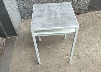 Stolik IKEA Nyboda, dobry stan, dwustronny blat. Okolice Wawy.