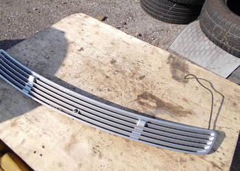 mercedes C220 01r 2.2 dci blenda maskownica maski spryskiwacze