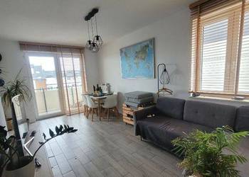 3pok 61m Okolice Bogatyńskiej BALKON/KOMÓRKA/GARAŻ (Wrocław)
