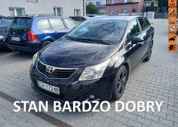 Toyota Avensis 2.2D4D klimatronik alufelgi kamera tempomat navi stan BDB I…