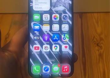 iPhone 16e stan jak nowy