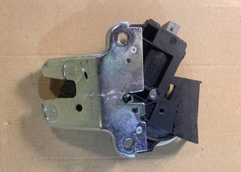 Zamek tylnej klapy 4F5827505 vw passat b6 sedan audi