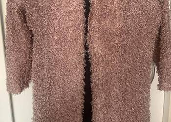 Sweterek z bukli beżowy