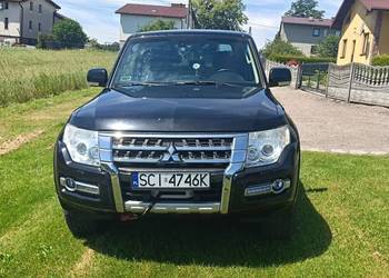 Mitsubishi Pajero 4 200 KM