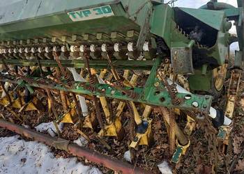 Siewnik zbożowy amazone d4 typ 30