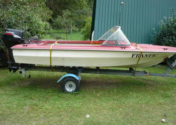 Łódź motorowa Cameo z silnikiem 15 km