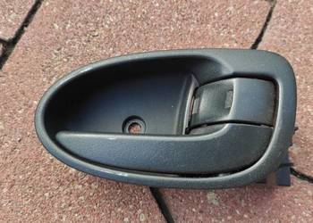 Toyota Yaris II klamka drzwi prawy przód