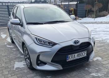 Toyota Yaris Hybrid 1.5 Comfort, Niski przebieg