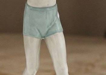 Porcelanowa figurka bokser Hóllóháza z Węgier, lata 1940–1950
