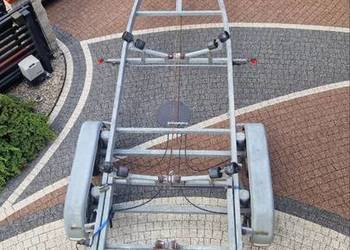 Przyczepa dwuosiowa podłodziowa TREDAL 1600DMC, 1170kg