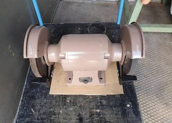 Szlifierka stołowa 300mm. 380V