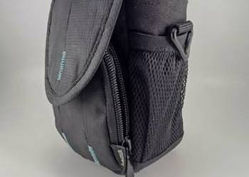 HAMA Canberra 90. Futerał na aparat fotograficzny, kompakt. Z paskiem.