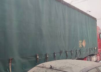 Plandeki z naczepy SCHMITZ mega 3m.