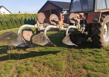 Sprzedam pług FISKARS zabezpieczenie sprężynowe Sprzedam pług FISKARS zabezpieczenie sprężynowe