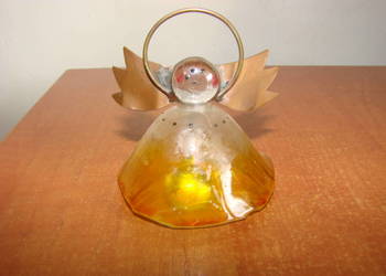 Aniołek szklany dzwoneczek