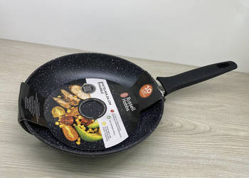 Patelnia tradycyjna Russell Hobbs 24 cm non-stick