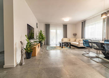 Dom wolnostojący do sprzedania Żukczyn 146m2