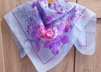Chusta damska – KWIATY