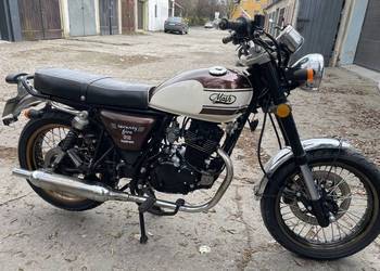 Mash 125 seventy five brixton Yamaha sr 125 honda cb suzuki dr 125